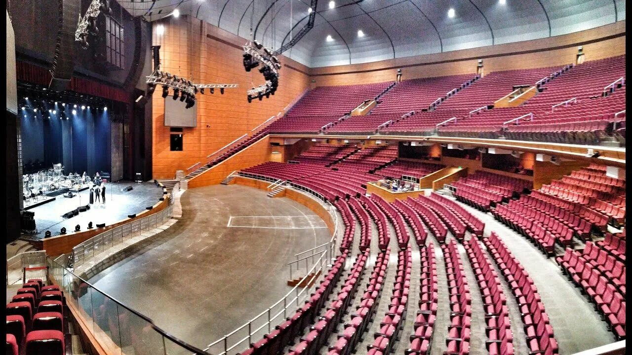 Кз москва фото зала с местами Кз москва фото зала с местами Кз москва фото зала с местами Разбор тактики и вооружения террористов в Крокус Сити Холле - YouTube