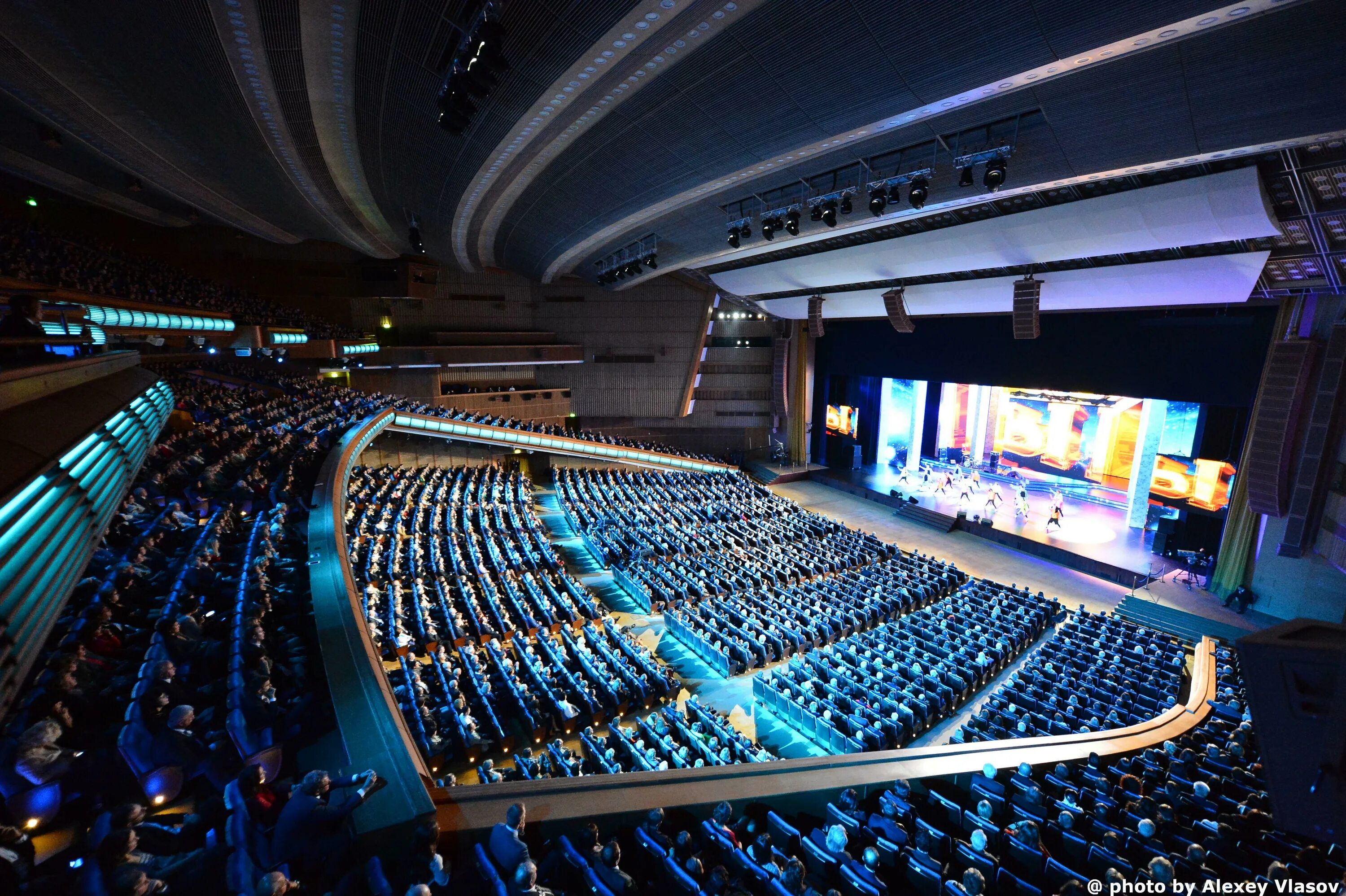 Кз москва фото зала с местами Кз москва фото зала с местами Кз москва фото зала с местами Олимпийский концертный зал - Олимпийский" (1980–2020) В Москве сносят знаменитый