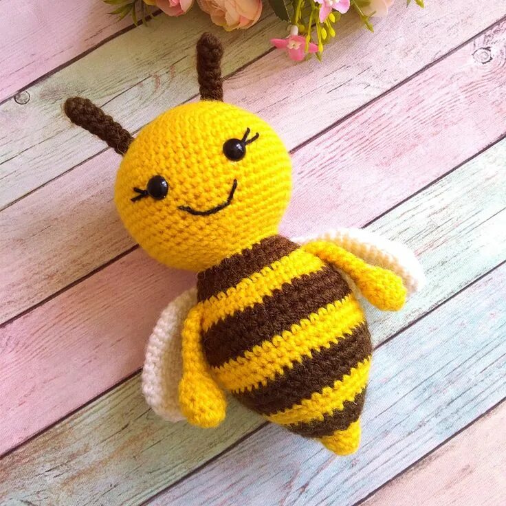 Пчела вязаная крючком схема PDF Пчёлка крючком схема. FREE crochet patterns amigurumi; амигуруми схемы на ру