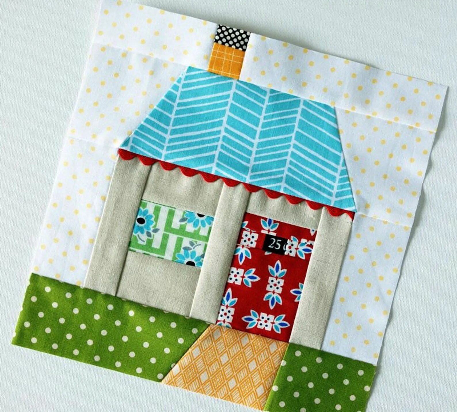 Пэчворк домики из ткани схемы фото Quilt Block House Patchwork PDF Sewing Pattern - Etsy House quilt patterns, Hous