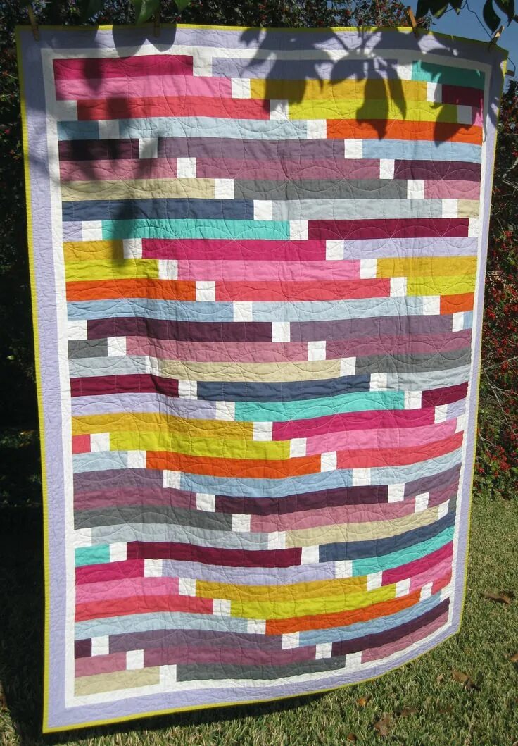 Пэчворк из полосок ткани фото Mikayla's Quilt - Front Quilts, Strip quilts, Quilt patterns