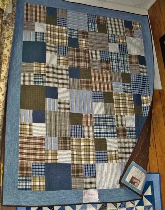 Пэчворк одеяло из темных тканей фото Quilts Quilts, Flannel quilts, Denim quilt