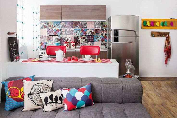 Пэчворк в современном интерьере An Audacious and Trendy Mix: 25 Creative Patchwork Tile Ideas