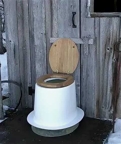 Пьедестал в дачном туалете фото Deluxe Outhouse Bowl Kompost