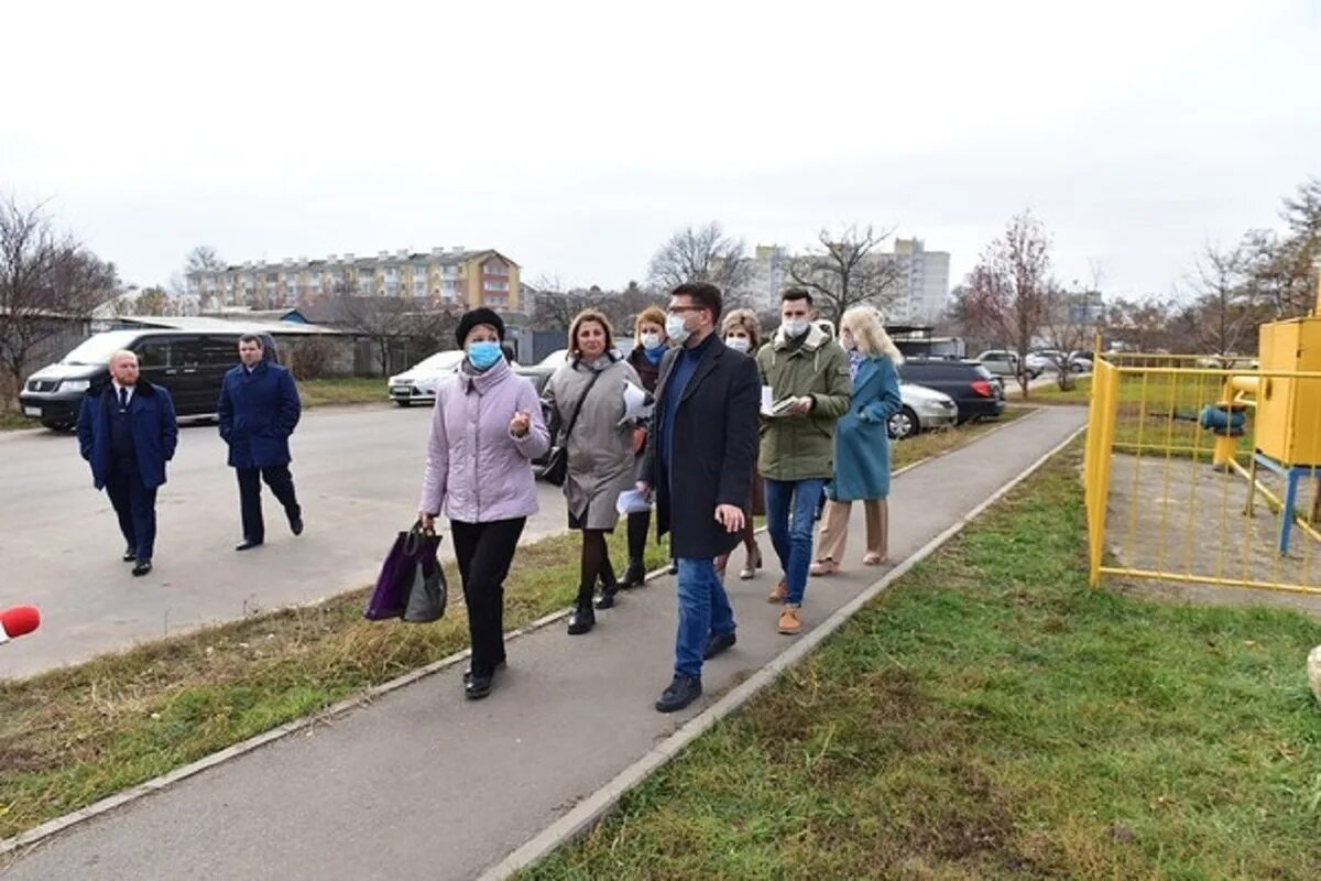 Пэк белгород управа no 23 крейда фото Жители Крейды в Белгороде пожаловались вице-мэру на благоустройство микрорайона 