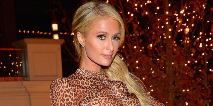 Пэрис хилтон фото сейчас Paris Hilton Attends A Party After Announcing Her Split From Chris Zylka - OK! C