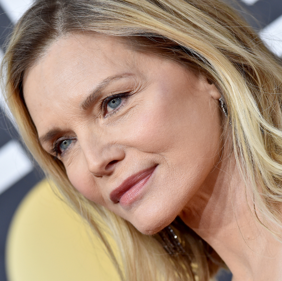 Michelle Pfeiffer joins Make Up Free Selfie Club - YouTube