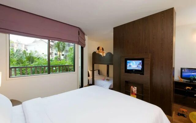 Пхукет отель ибис фото ibis Phuket Patong 3* на Пхукете 33 отзыва об отеле, цены и фото номеров - забро