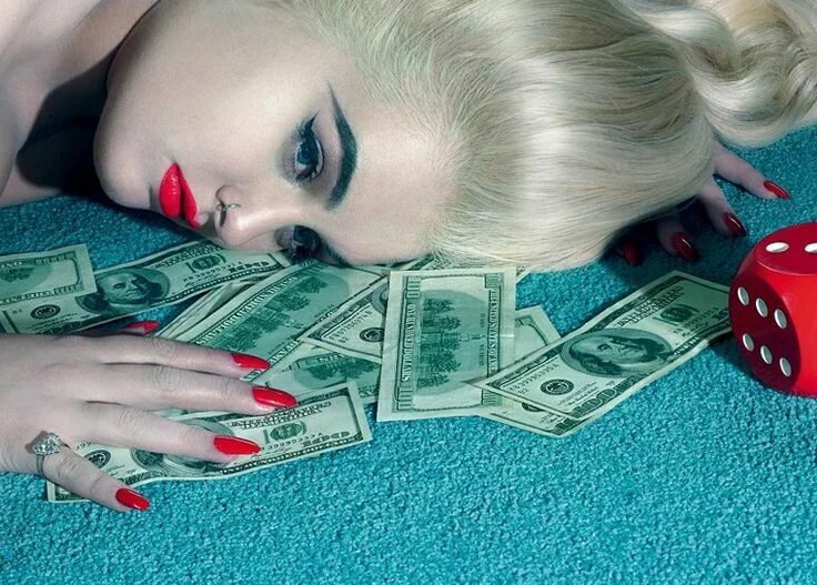 Плачу деньги за фото miles aldridge - Google Search Miles aldridge, Felicity hayward, Fastest man