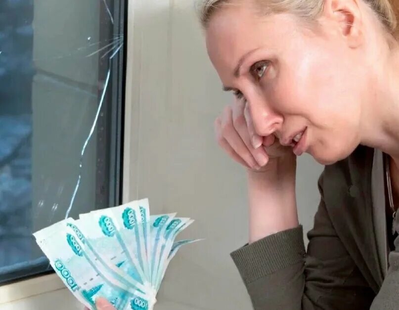 Плачу деньги за фото Списали по ошибке: челнинку, тезку должника, приставы наказали рублем - Последни