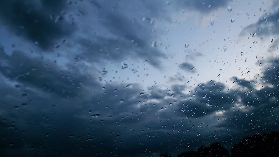 Плачущее небо фото На Саратовскую область надвигается гроза Новости Саратова и области - Информацио