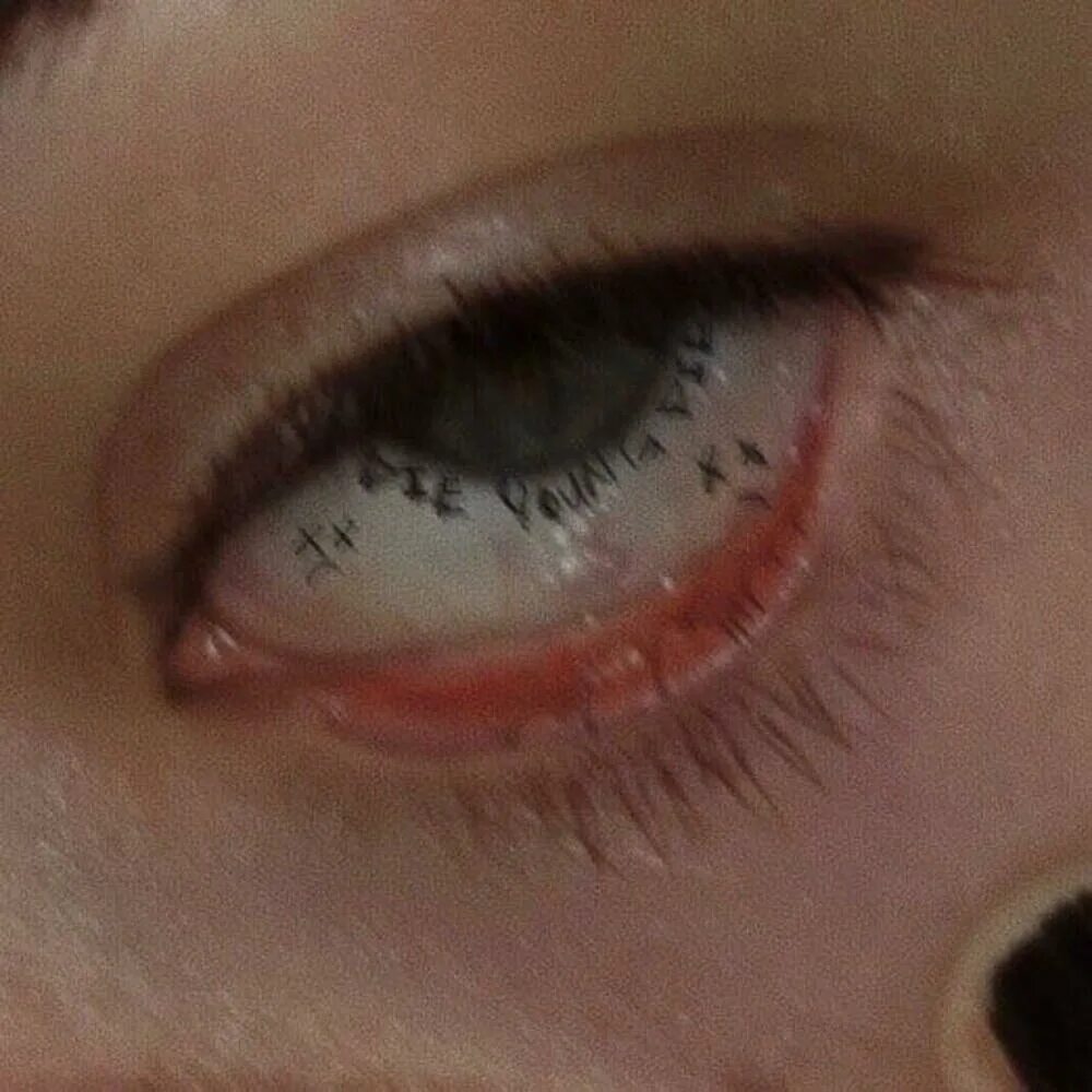 Плачущие глаза фото lil Lxki - слушать онлайн бесплатно на Яндекс Музыке в хорошем качестве