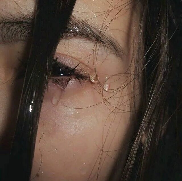 Плачущие глаза фото Pin en eyes