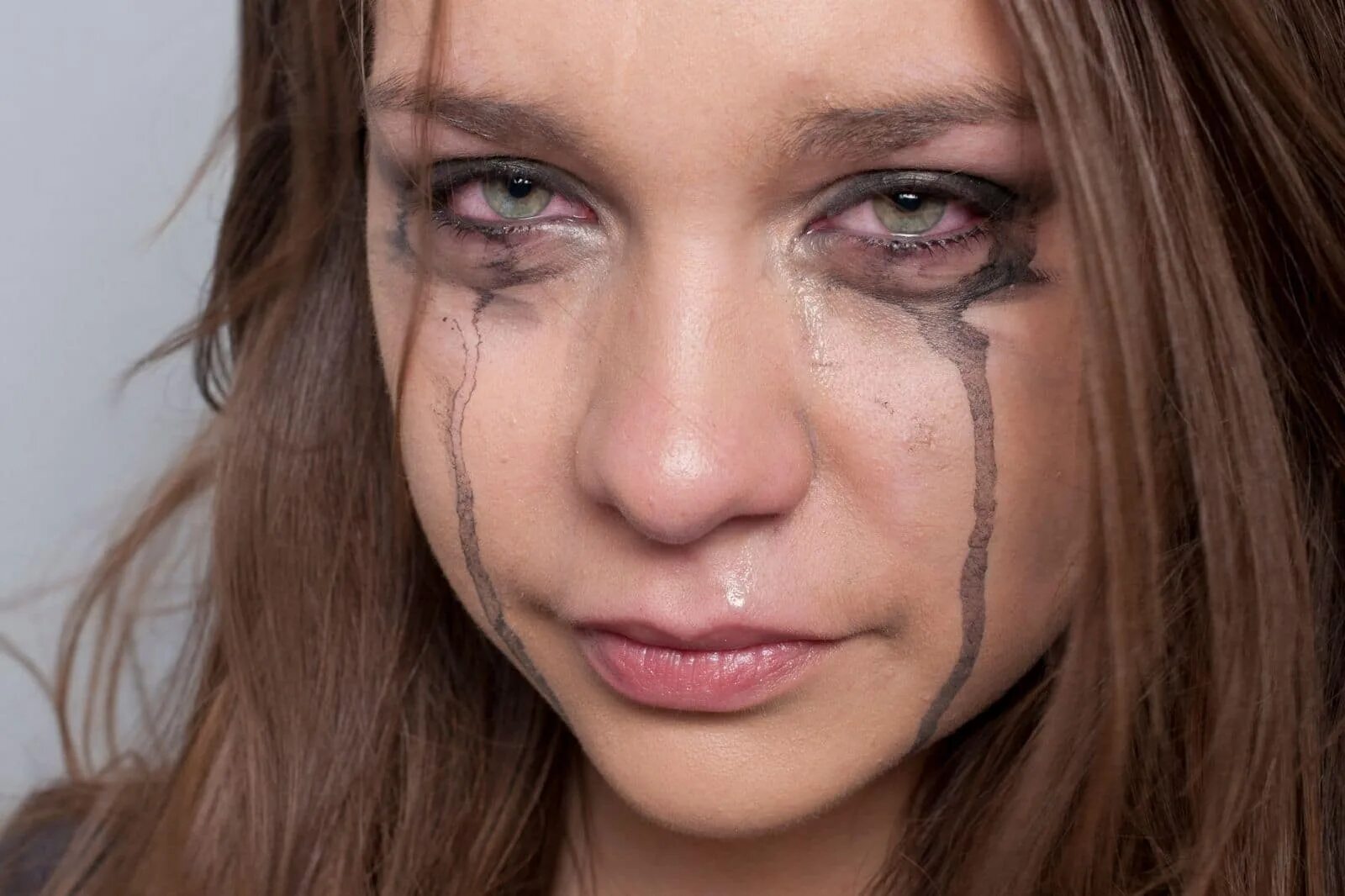 Плачущий макияж как сделать Teacher’s Guide: What Does "Mental Health Crisis" Mean? - Blog CCGC