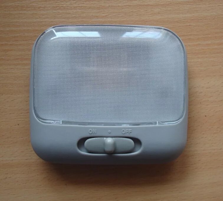 Плафон салона фото дополнительная подсветка салона - Chevrolet Aveo Sedan (1G), 1,5 л, 2005 года эл