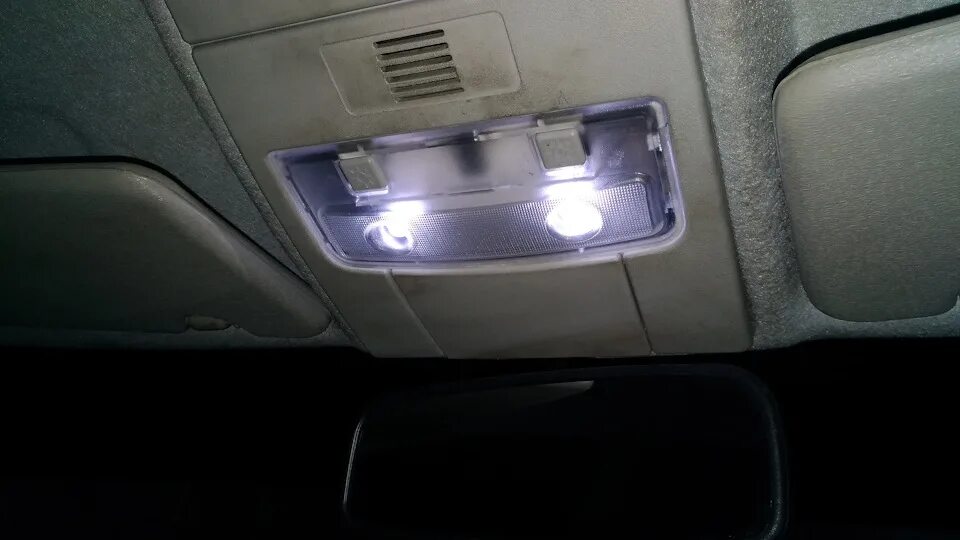 Плафон салона фото Плафона салона от Люкса - Lada Приора седан, 1,6 л, 2010 года тюнинг DRIVE2