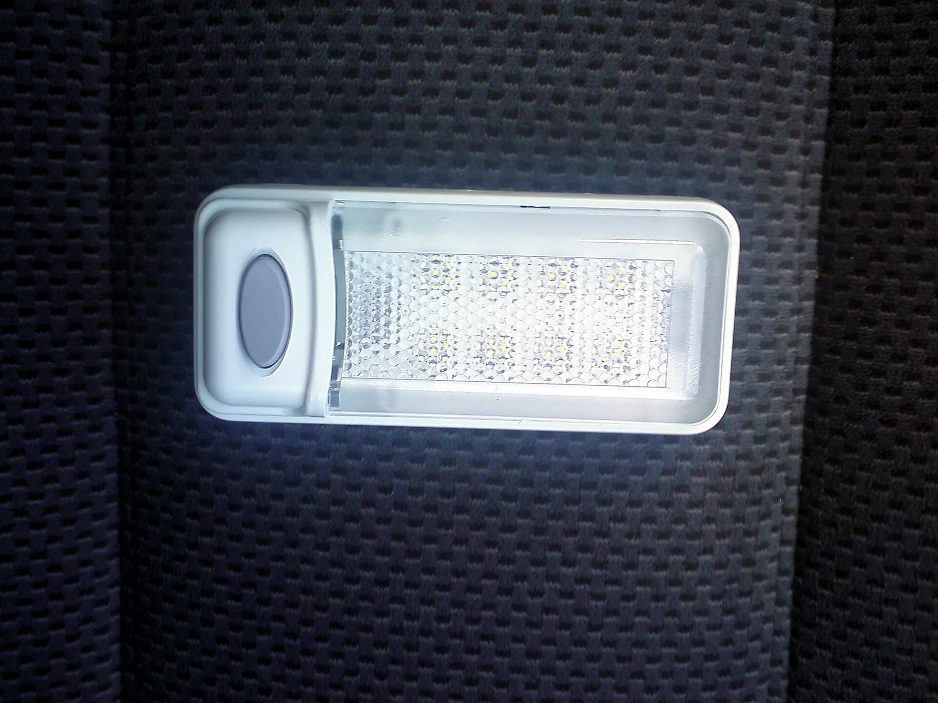 Плафон салона фото Плафон освещения салона - Lada 2114, 1,6 л, 2009 года электроника DRIVE2