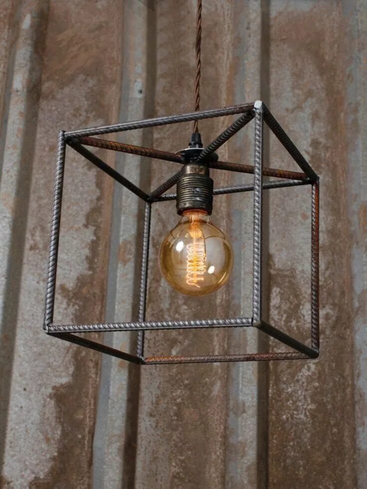 Плафон в стиле лофт 6 WAYS TO BRING INDUSTRIAL STORAGE SOLUTIONS TO YOUR HOME! http://vintageindustr