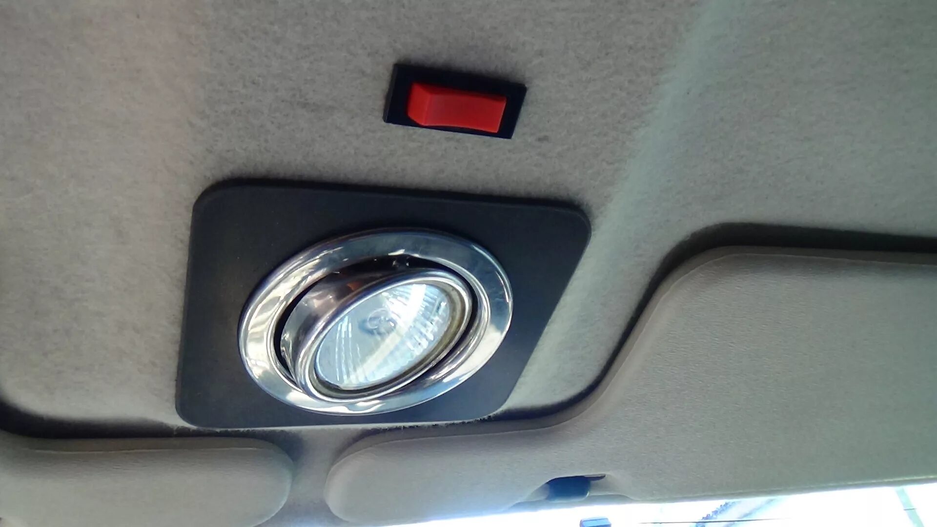 Плафон ваз 2114 тюнинг Точечный светильник вместо циклопа - Lada 2115, 1,5 л, 2007 года электроника DRI