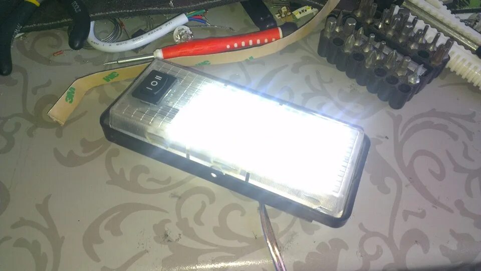 Плафон ваз 2114 тюнинг Пересвет потлочного плафона ВАЗ 2114 - DRIVE2