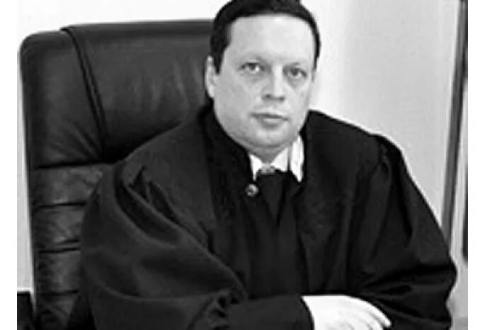 Плахин юрий николаевич омск судья фото На 50-м году жизни скончался судья омского арбитража Виталий Баландин - Вечерний