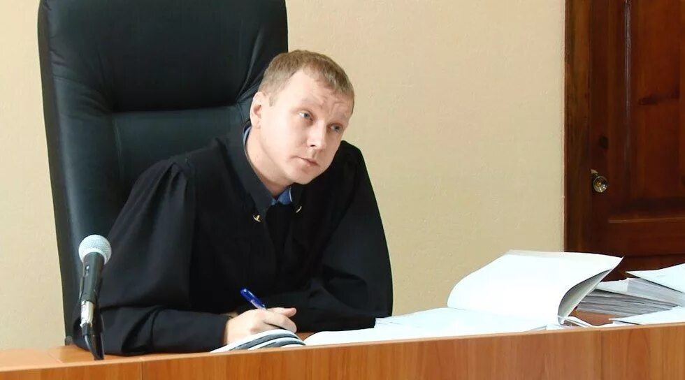 Плахин юрий николаевич омск судья фото Лахтиков александр александрович судья фото - ViktoriaFoto.ru