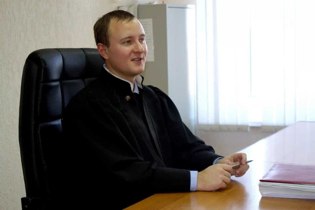 Плахин юрий николаевич омск судья фото 1 апреля студенты Омской юридической академии побывали на судебном заседании в К