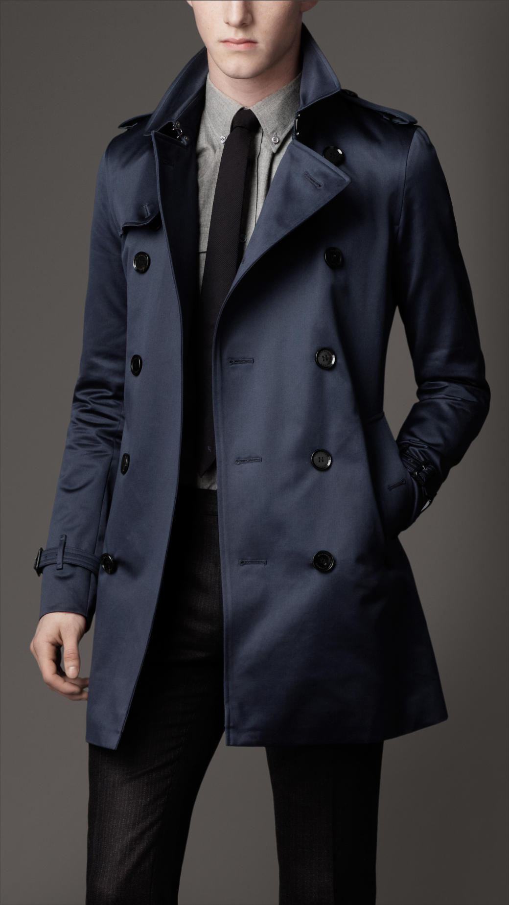 Плащ мужской какой в моде Humanistisch Schuldgefühl Terrorismus burberry trenchcoat men September Rakete W