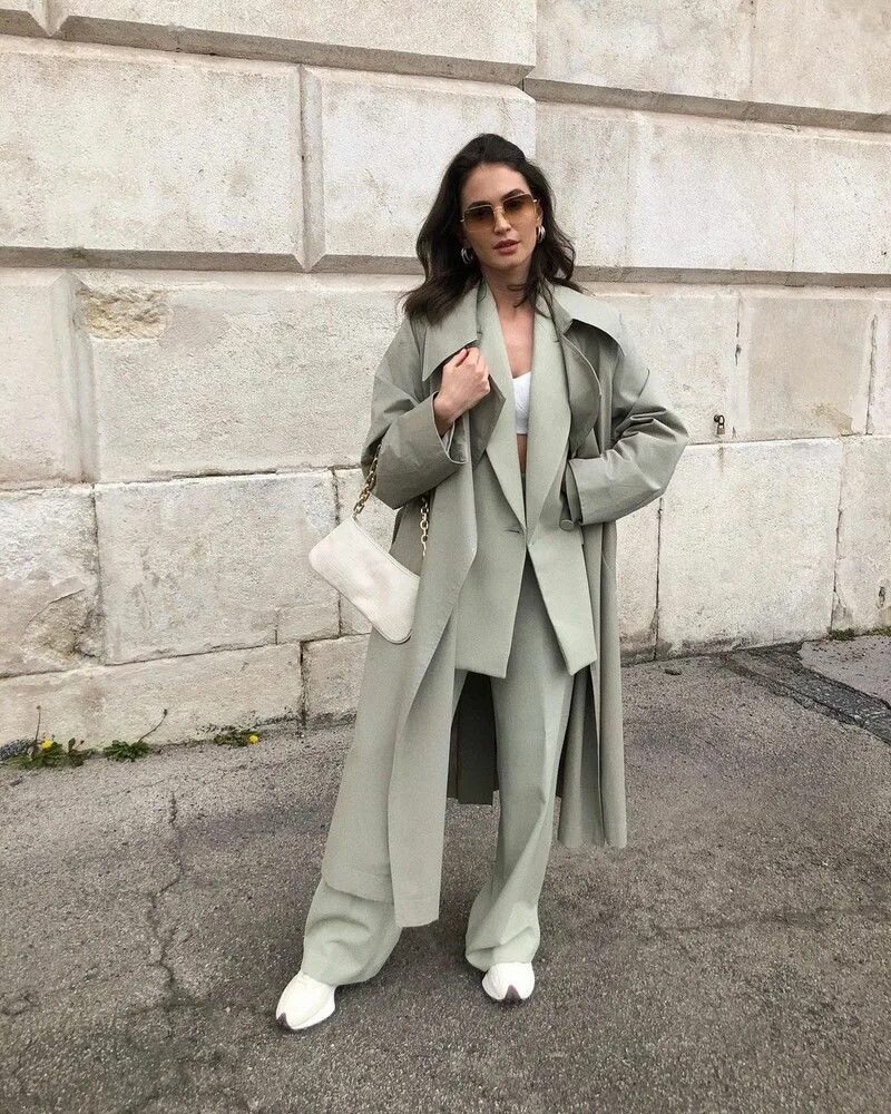 Плащ женский 2024 2025 тренды Модные женские тренчи и плащи в 2022 году: 150 фото трендовых моделей - Я Покупа