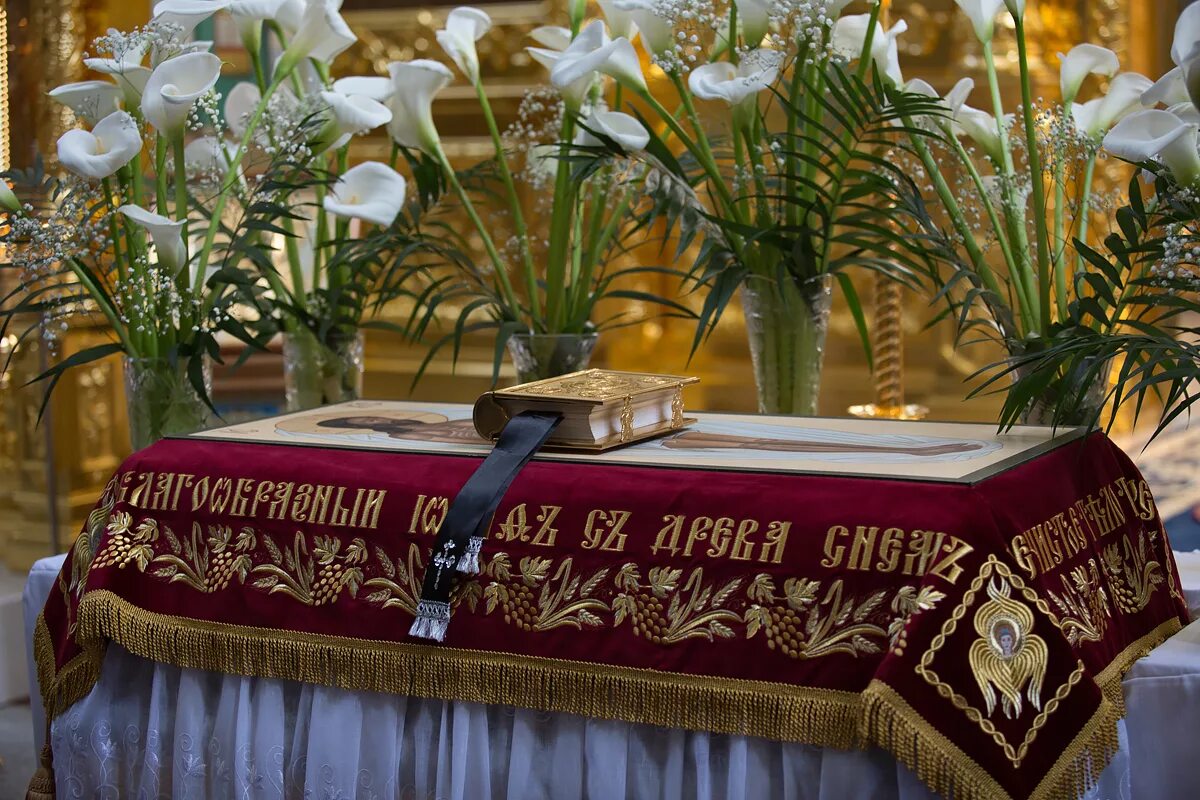 Плащаница фото в храме 6.04.2018 г. Царские Часы, Утрення, Вечерняя (вынос Святой Плащаницы Господа наш
