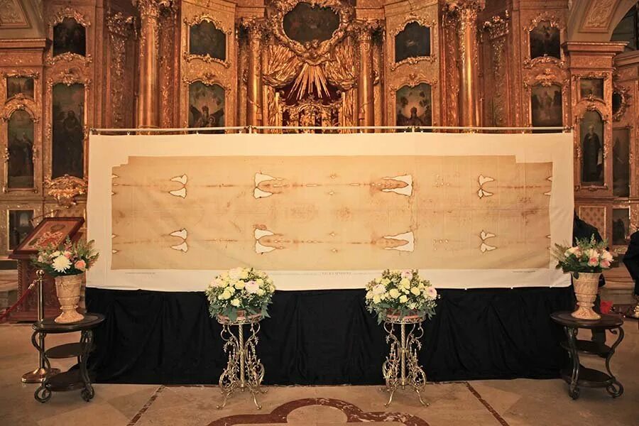 Плащаница фото высокого разрешения Плащаница - Евангелие страстей Господних - смотреть видео онлайн от "Иерей Серги