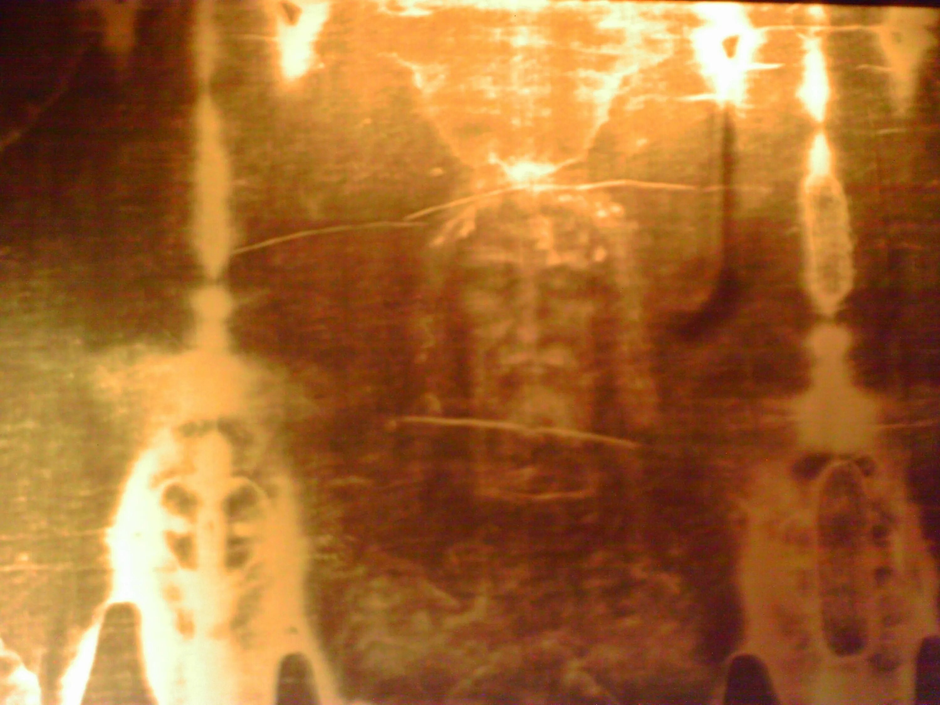 Плащаница фото высокого разрешения Christ of Many Colors - BashfulAdventurer.com Jesus images, Color, Christ