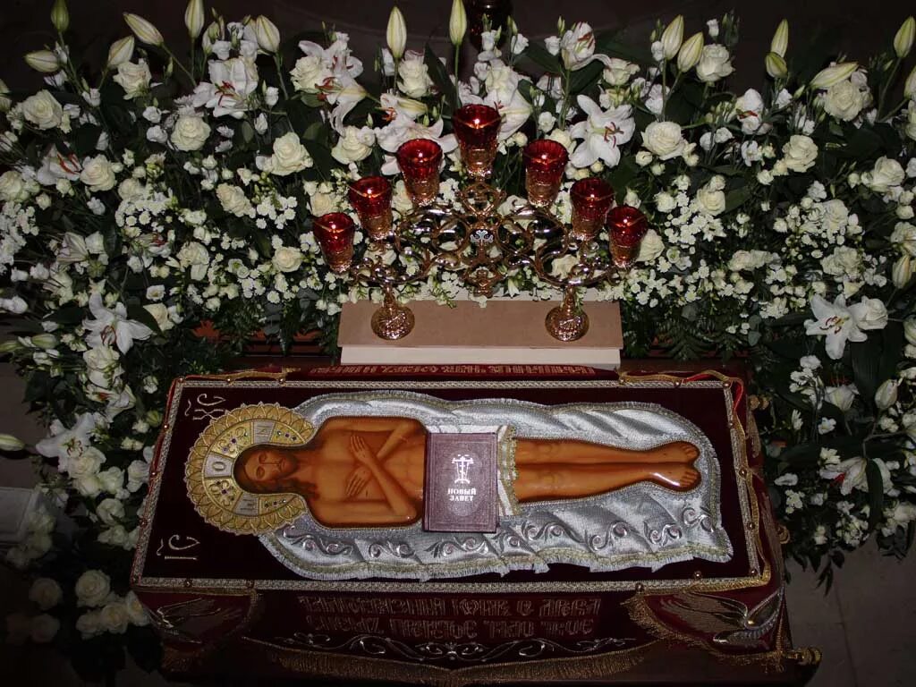 Плащаница иисуса христа фото в храме Плащаница (Елена Фанталова) / Стихи.ру