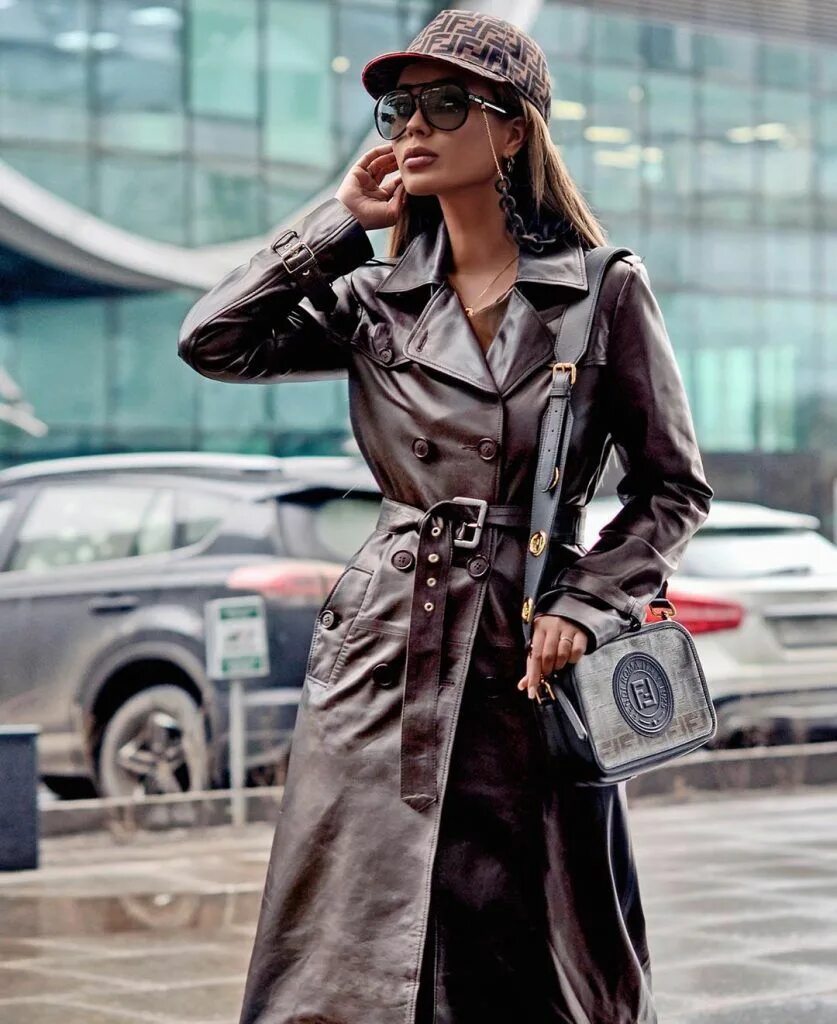 Плащи женские 2024 модные фото Fashionable raincoats: 15 stylish and trendy models of 2020 Best Fashion Ideas R