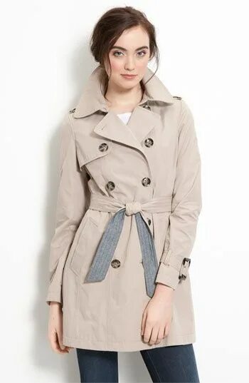 Плащи женские 2024 осень фото "Not your boyfriend's jacket" by Aliology Trench Coat with Chambray Trim by DKNY