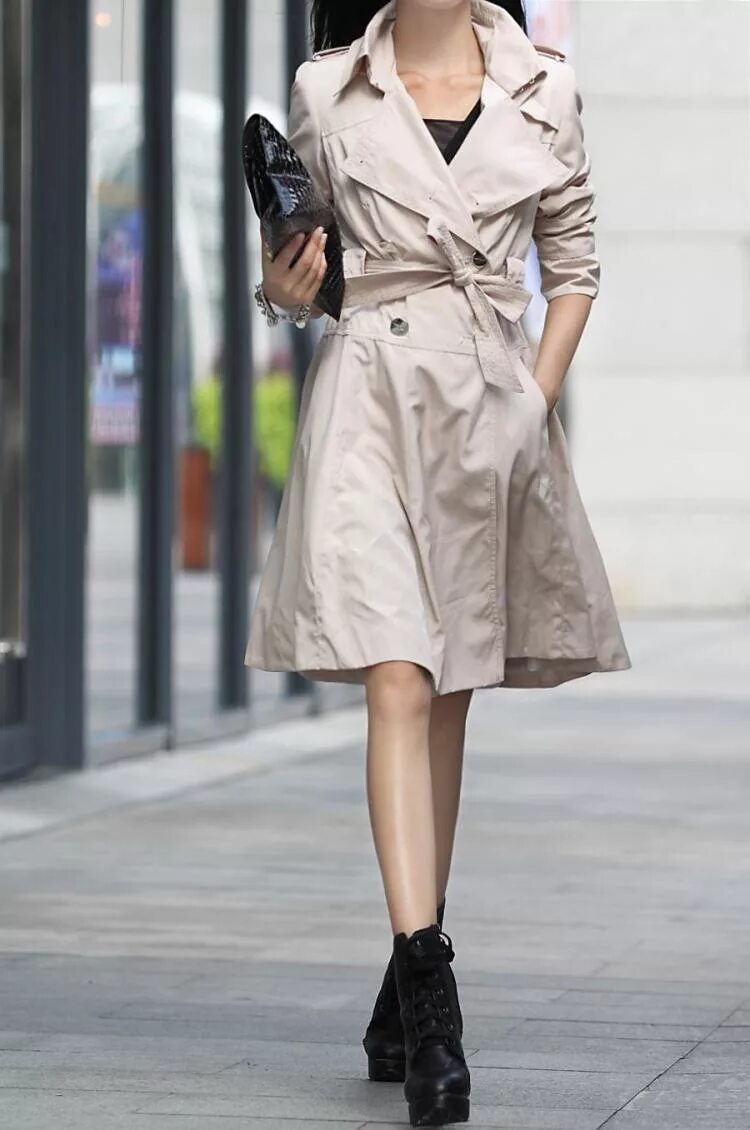 Плащи женские 2024 осень фото модные спортивные С чем носить плащ женский 2024