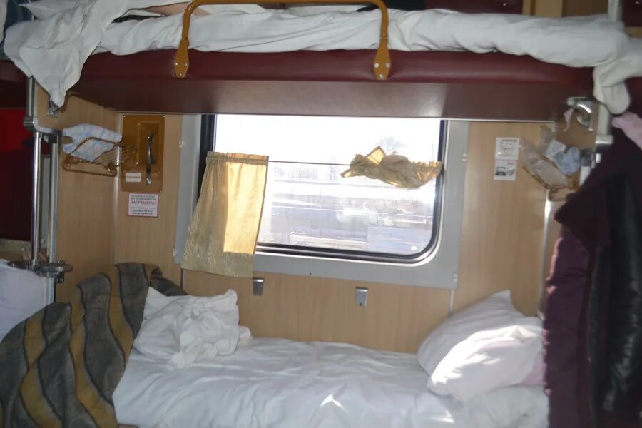 Плацкарт боковая верхняя полка фото Сутки на боковушке в плацкарте поезда "Минск -Новосибирск" : donni_nina - ЖЖ