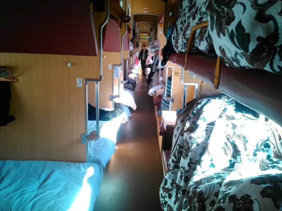 Плацкарт казань москва фото Сутки на боковушке в плацкарте поезда "Минск -Новосибирск" : donni_nina - ЖЖ
