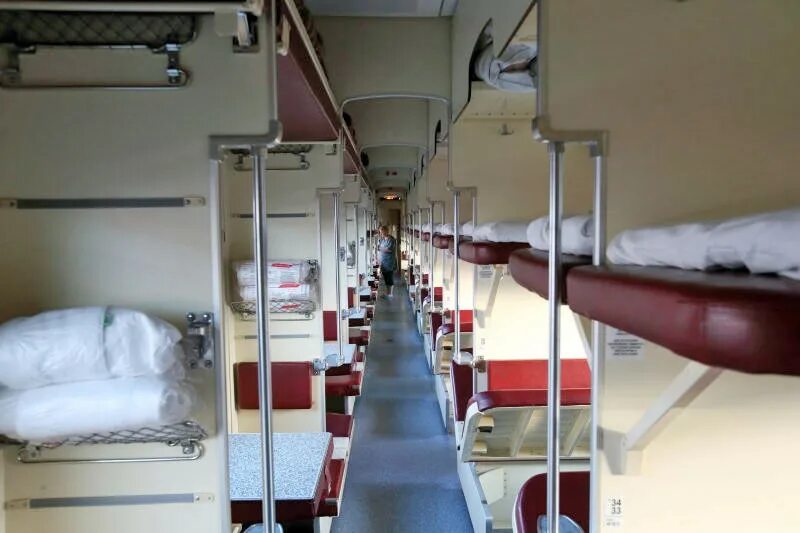 Плацкарт ржд фото внутри РЖД планирует заменить полки в плацкарте на капсулы :: Новости :: ТВ Центр