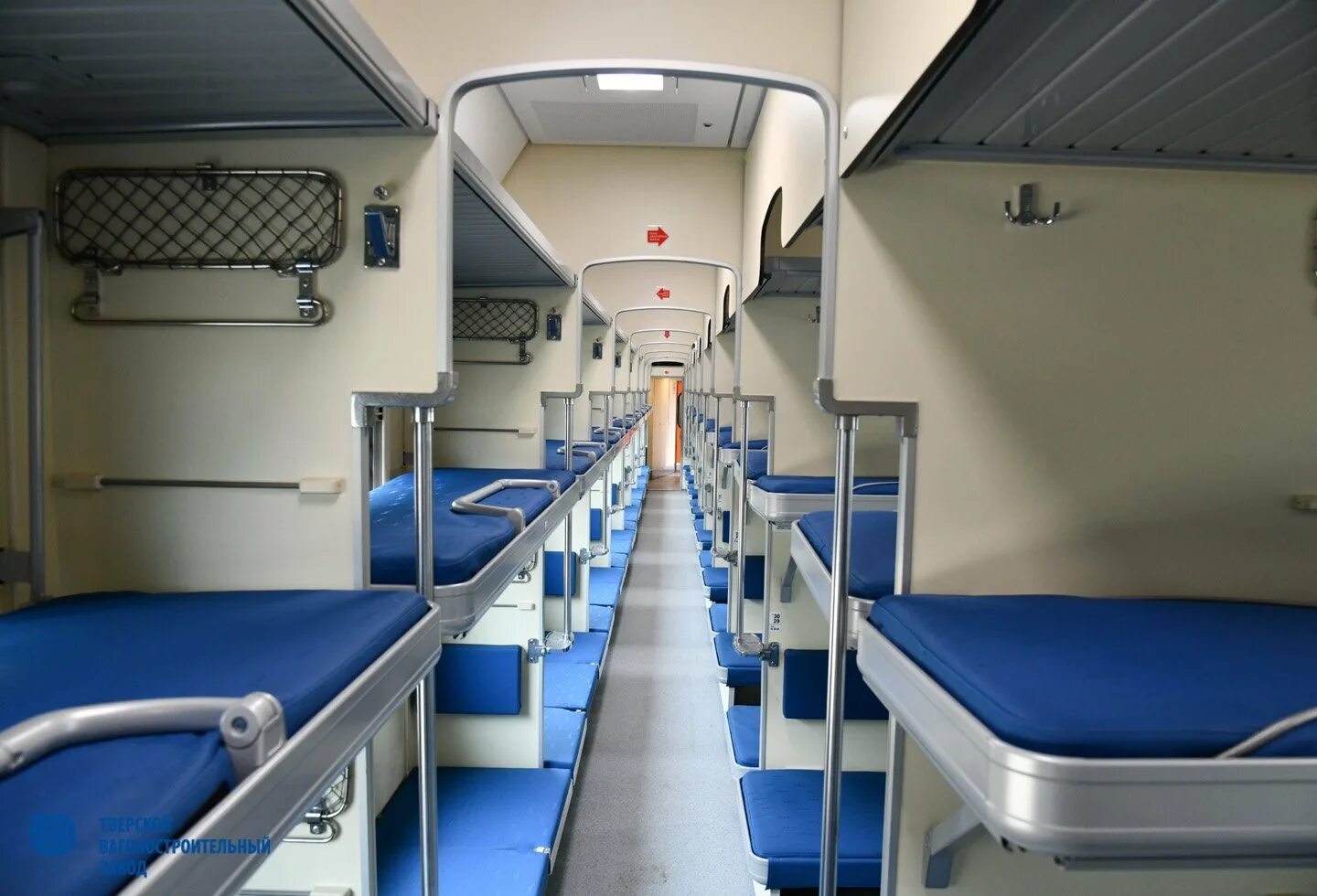 Плацкарт внутри фото Поезд плацкарт внутри вагона боковые (29 фото) - красивые картинки и HD фото
