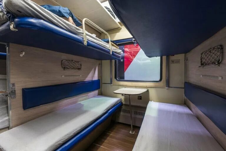 Плацкартное купе фото Чем отличаются вагоны и классы обслуживания в популярных поездах "Таврия" Поезда