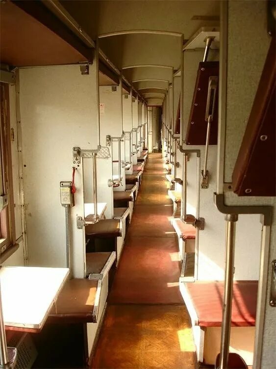 Плацкартный поезд фото внутри История плацкартных вагонов СССР