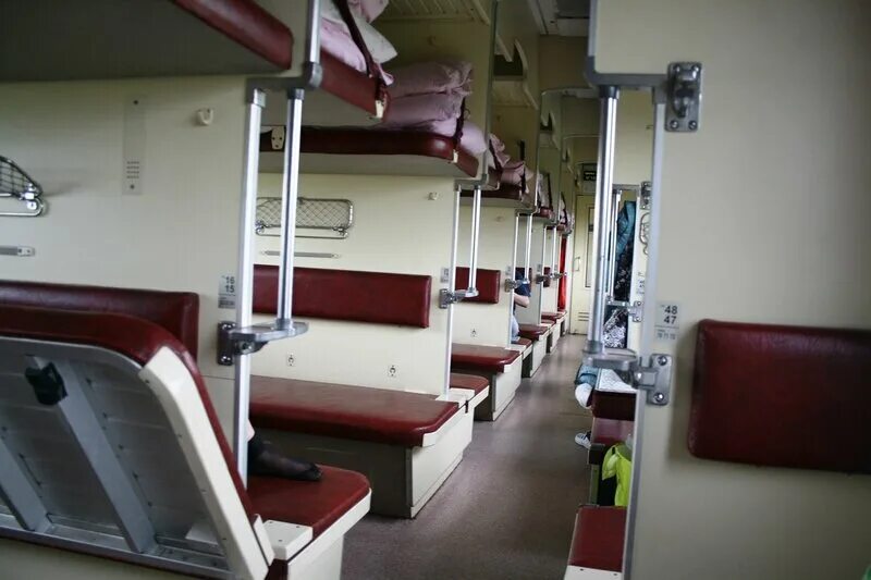 Плацкартный вагон расположение мест фото поезда Поезд 148м Фото - Mixyfotos.ru