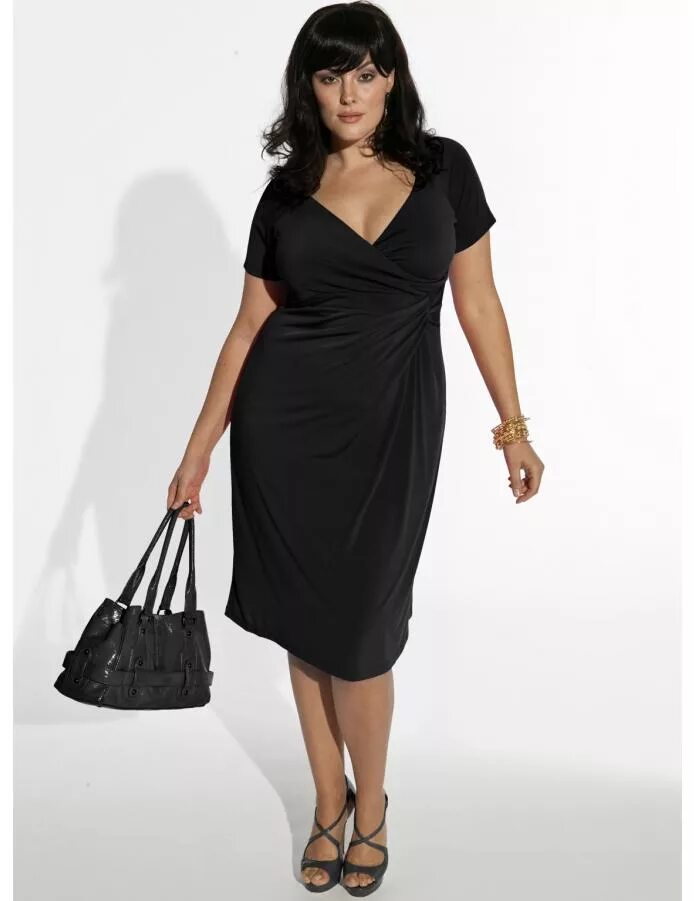 Платье фото для женщин 40 Черное платье для полных женщин фото - ViktoriaFoto.ru