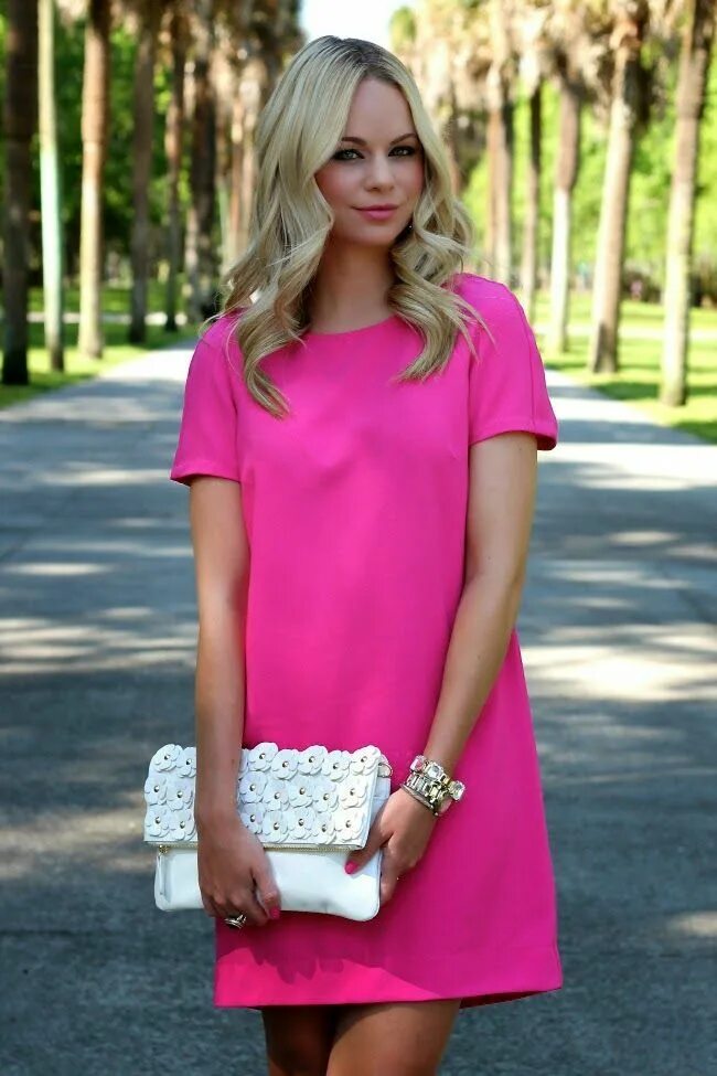 Платье фуксия фото little pink dress :: zazumi.com Little pink dress, Fashion, Hot pink dresses
