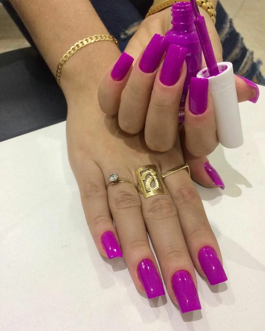 Платье фуксия маникюр цвета Esmalte : Novo Toque - Bali #Nails #unhaslindas #Instagramdeunhas #unhasqueadmir