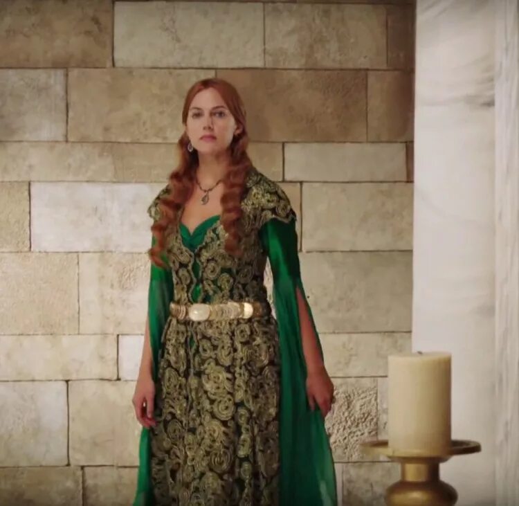 Платье хюррем султан фото Gallery.ru / Фото #14 - Хюрре́м Султан(В исполнении Мерьем Узерли)альбом № 2 - ve