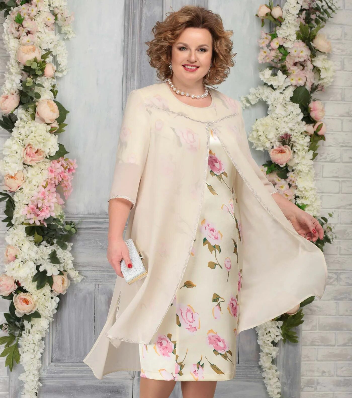 Платье праздничные для женщин фото Нарядные костюмы женские белорусского производства больших размеров купить в инт