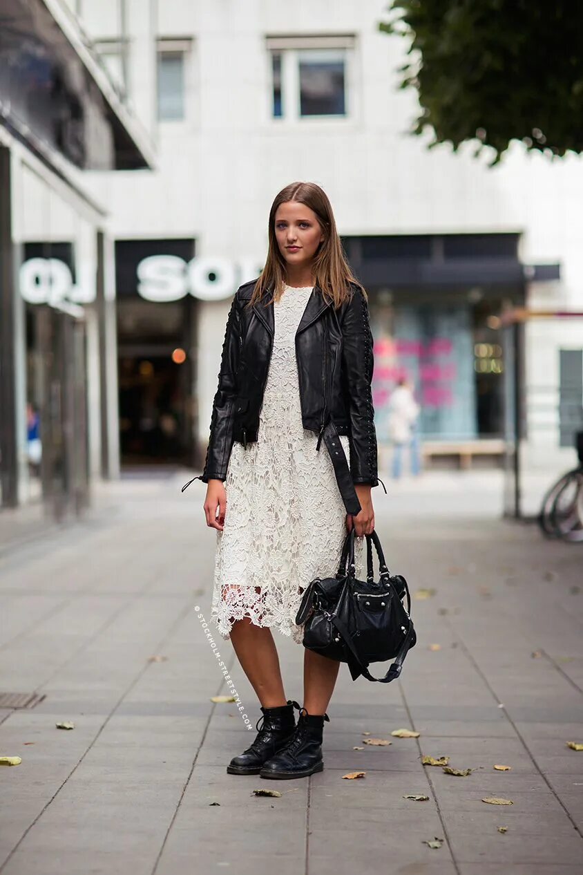 Платье с ботинками фото Pin by Ola Chmielowiec on Street Fashion, Fashion outfits, Style