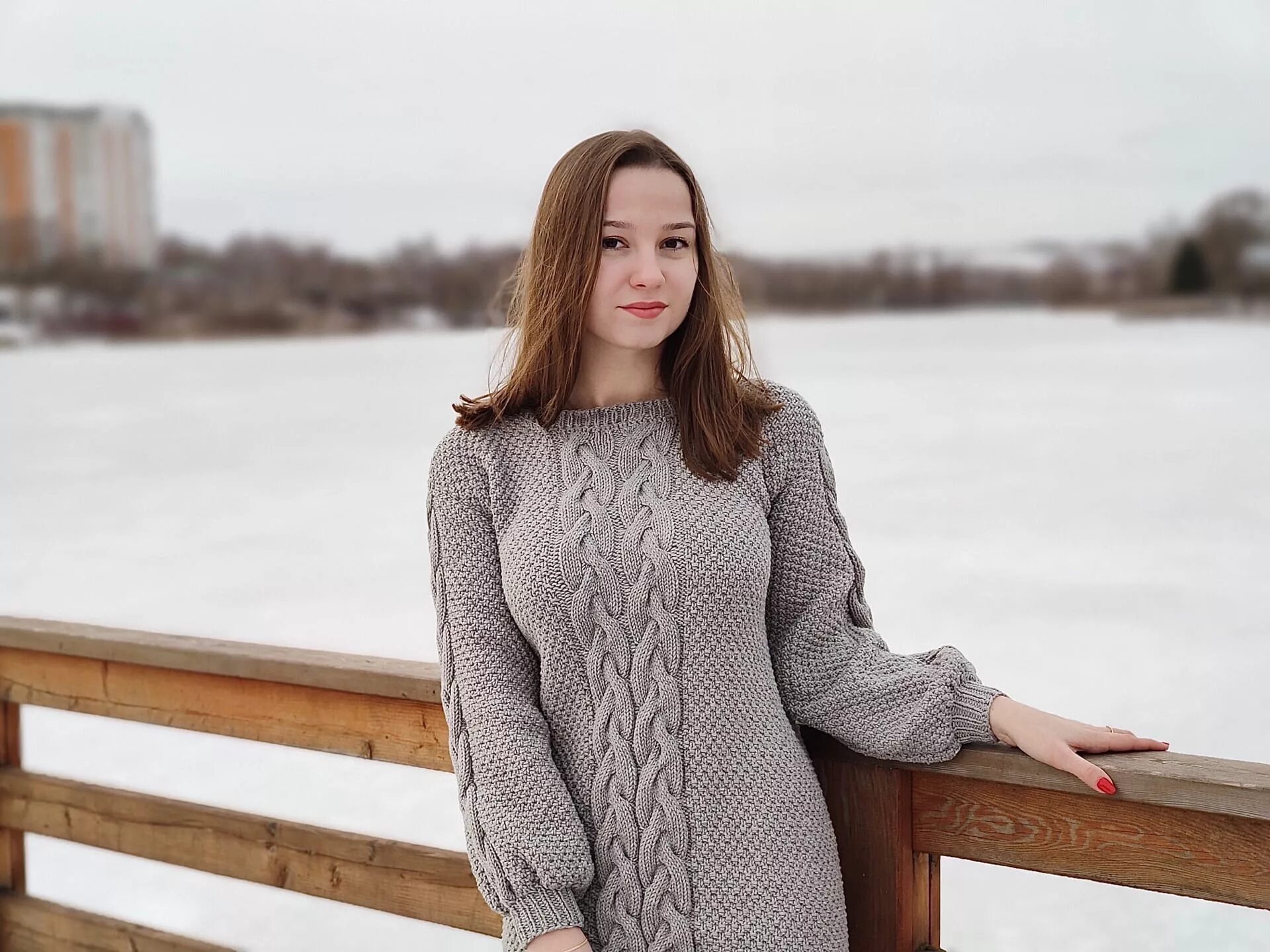 Платье с косами фото Красивое платье, вязаное жемчужным узором, с косами. Обсуждение на LiveInternet 